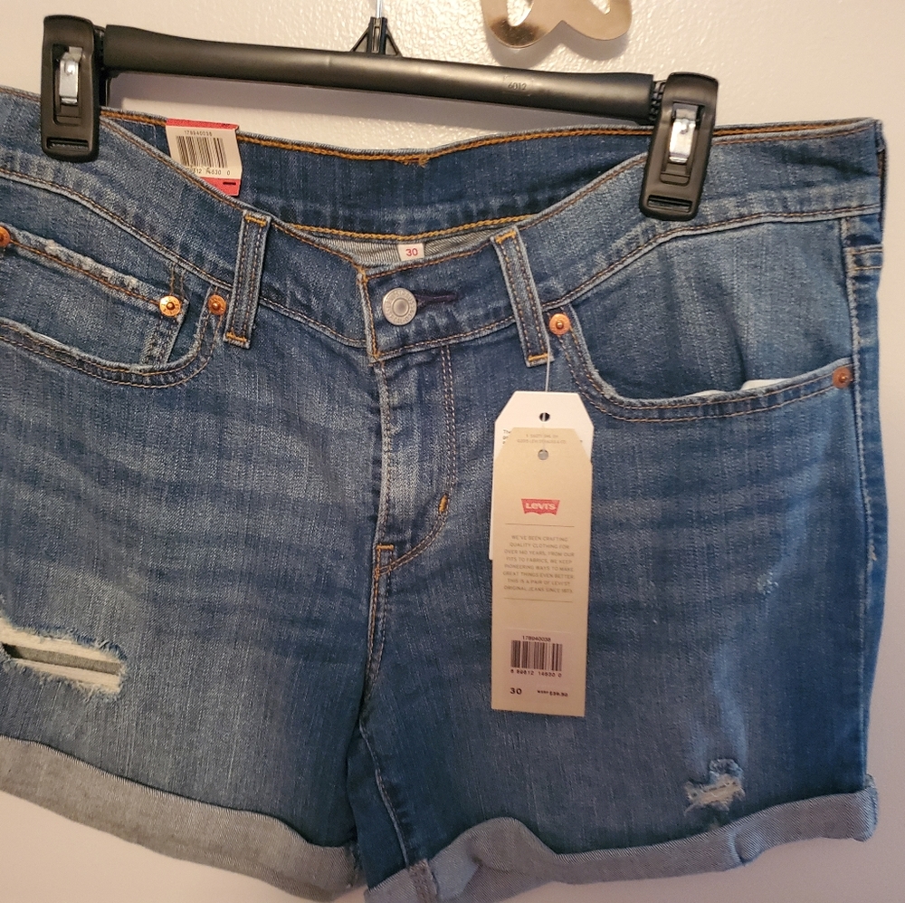 Levi's medium length shorts